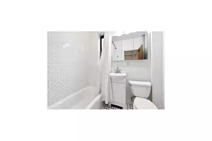 175 Eastern Pkwy, New York City, NY 11238 - Photo 7