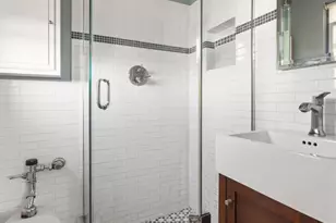 303 Beverley Rd, New York City, NY 11218 - Photo 5