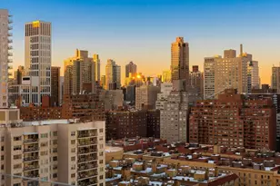 530 E 76th St, New York City, NY 10021 - Photo 13