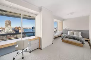 530 E 76th St, New York City, NY 10021 - Photo 19