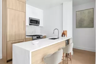 184 Hawthorne St, New York City, NY 11225 - Photo 3