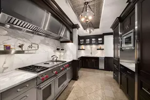 530 E 76th St, New York City, NY 10021 - Photo 7