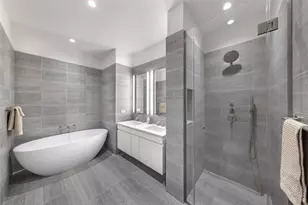 8 S 4th St, New York City, NY 11249 - Photo 5