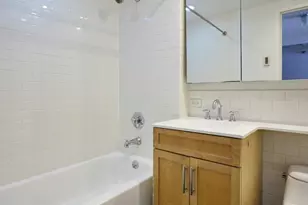 516 W 47th St, New York City, NY 10036 - Photo 7