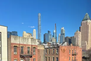 516 W 47th St, New York City, NY 10036 - Photo 3