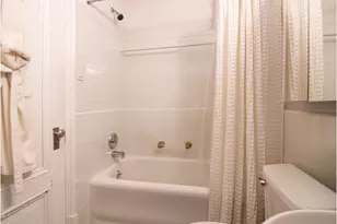 2109 Broadway, New York City, NY 10023 - Photo 7