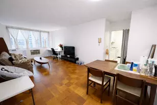 230 W 55th St, New York, NY 10019 - Photo 1