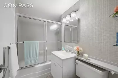 333 E 69th Street #3A, New York, NY 10021 - Photo 13