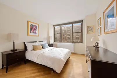 301 E 79th Street #15N, New York City, NY 10075 - Photo 5