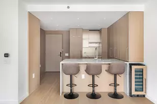 111 W 56th St, New York City, NY 10019 - Photo 5