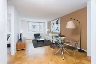230 W 55th St, New York City, NY 10019 - Photo 1