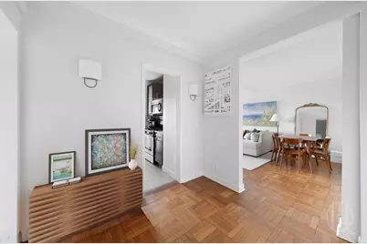 45 E End Avenue #3B, New York City, NY 10028 - Photo 9