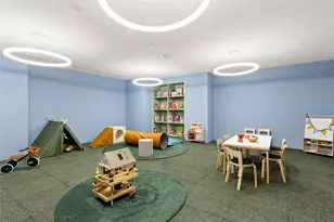 8 S 4th St, New York City, NY 11249 - Photo 21