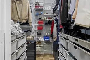 345 W 58th St, New York City, NY 10019 - Photo 7