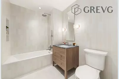 30-55 Vernon Boulevard #5N, New York City, NY 11102 - Photo 5