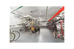 470 W 24th St, New York City, NY 10011 - Photo 19