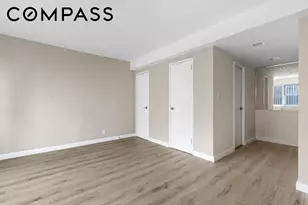 321 E 48th St, New York City, NY 10017 - Photo 9