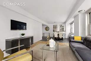 321 E 48th St, New York City, NY 10017 - Photo 3