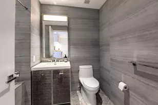 252 South St, New York City, NY 10002 - Photo 11