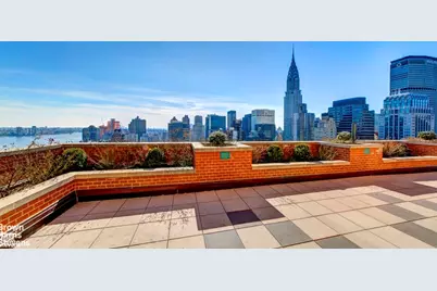 236 E 47th Street #21B, New York City, NY 10017 - Photo 39