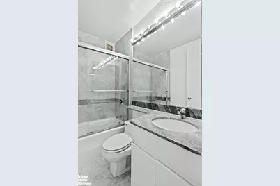 236 E 47th Street #21B, New York City, NY 10017 - Photo 9