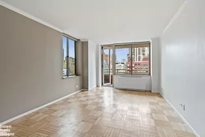 236 E 47th Street #21B, New York City, NY 10017 - Photo 3