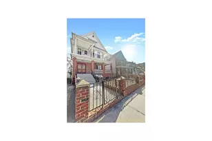 405 E 2nd St, Brooklyn, NY 11218 - Photo 17