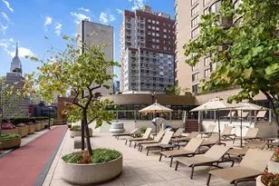 330 E 38th St, New York City, NY 10016 - Photo 15