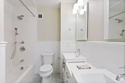330 E 38th Street #8E, New York City, NY 10016 - Photo 5