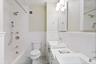 330 E 38th St, New York City, NY 10016 - Photo 5