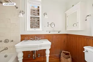 51 E 90th St, New York City, NY 10128 - Photo 11