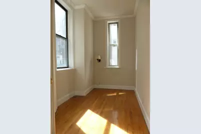 110 E 61st Street #1B, New York, NY 10021 - Photo 9