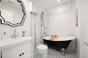 577 Madison St, New York City, NY 11221 - Photo 11