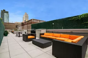 5-19 Borden Ave, New York City, NY 11101 - Photo 9