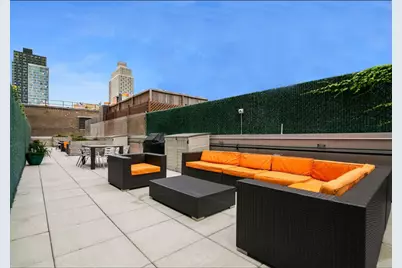 5-19 Borden Avenue #1-G, Long Island City, NY 11101 - Photo 9