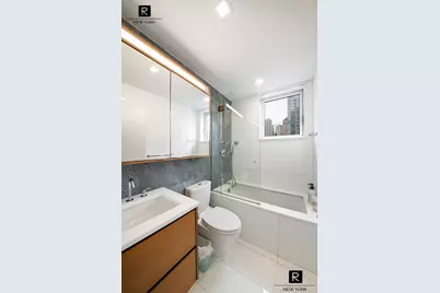 301 W 53rd Street #13-A, New York City, NY 10019 - Photo 17