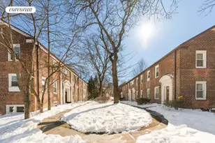 14736 Charter Rd, Briarwood, NY 11435 - Photo 11