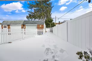 77-17 85th St, New York City, NY 11385 - Photo 19