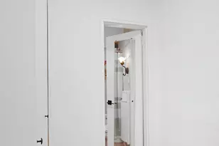 200 E 27th St, New York City, NY 10016 - Photo 9