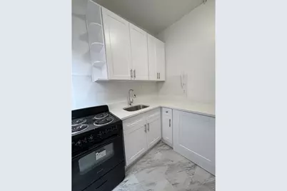 460 W 46th Street #3, New York City, NY 10036 - Photo 11