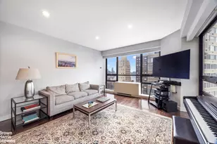 415 E 54th St, New York City, NY 10022 - Photo 3