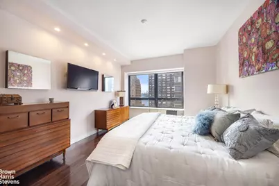 415 E 54th Street #25C, New York City, NY 10022 - Photo 5