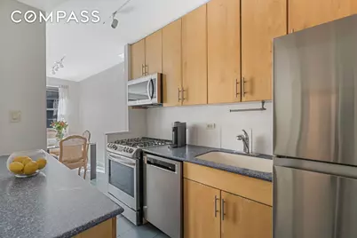 357 E 57th Street #2D, New York, NY 10022 - Photo 7