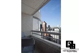 330 E 38th St, New York City, NY 10016 - Photo 3