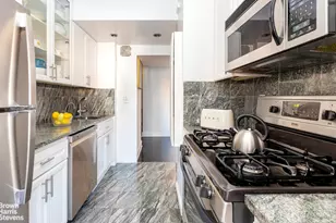 530 E 72nd St, New York City, NY 10021 - Photo 5