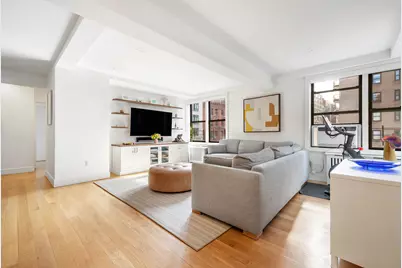 60 E 9th Street #607, New York City, NY 10003 - Photo 3