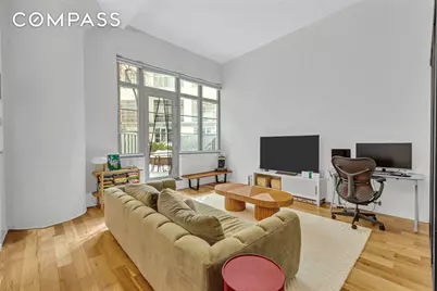 27-28 Thomson Avenue #127, Long Island City, NY 11101 - Photo 3