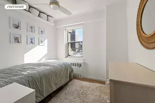 300 E 71st St, New York, NY 10021 - Photo 5