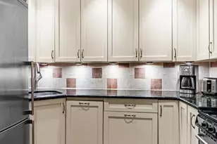 131 W 78th St, New York, NY 10024 - Photo 5