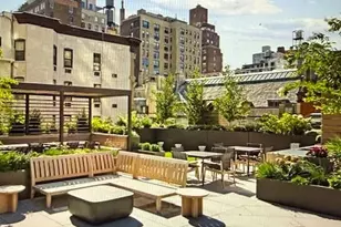 40 E 94th St, New York City, NY 10128 - Photo 11